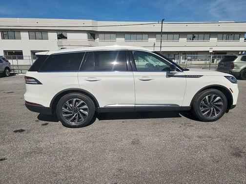 2025 Lincoln Aviator Premiere