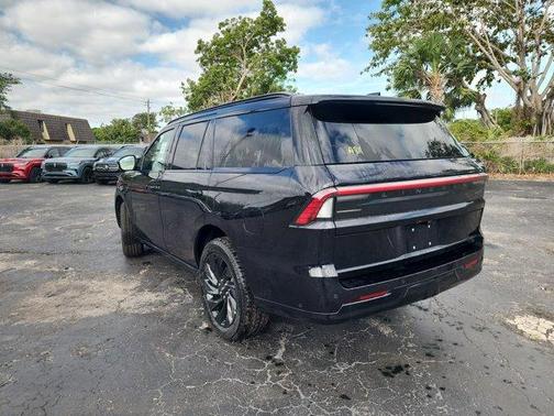 2025 Lincoln Navigator Reserve