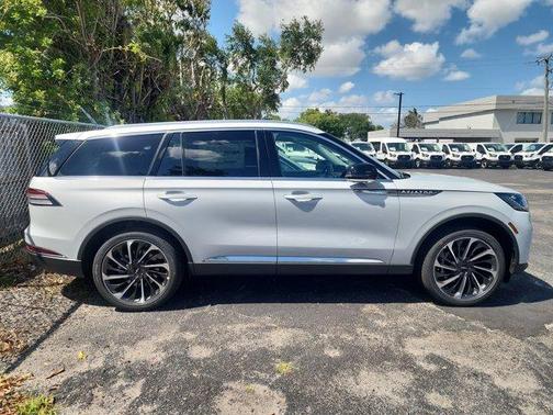 2025 Lincoln Aviator Reserve AWD