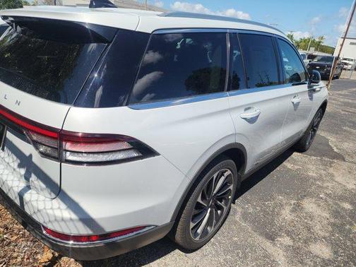 2025 Lincoln Aviator Reserve AWD