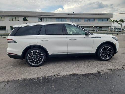 2025 Lincoln Aviator Reserve AWD