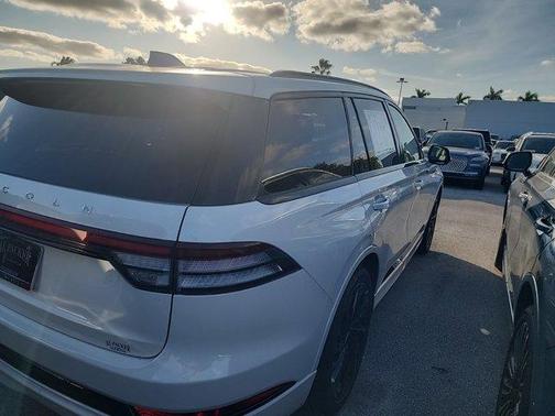 2025 Lincoln Aviator Reserve AWD