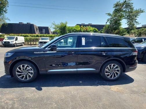 2025 Lincoln Aviator Premiere