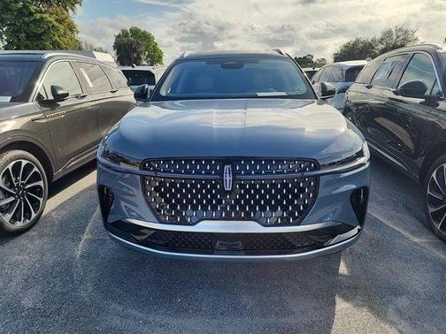 2025 Lincoln Nautilus Reserve