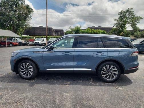 2025 Lincoln Aviator Premiere