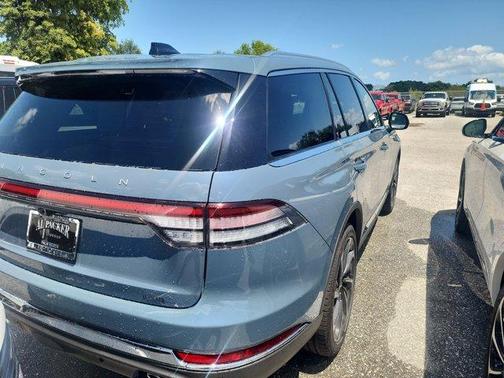 2025 Lincoln Aviator Reserve AWD