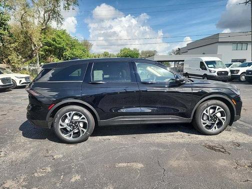 2025 Lincoln Nautilus Premiere