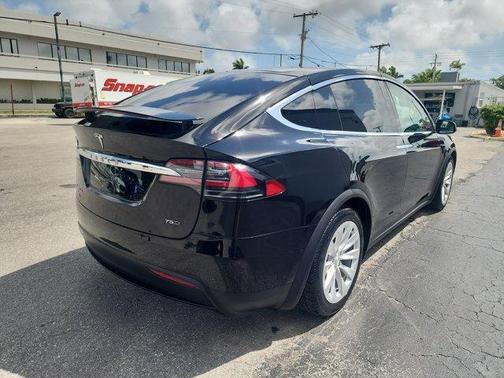 2017 Tesla Model X 75D