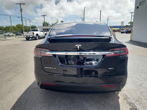 2017 Tesla Model X 75D