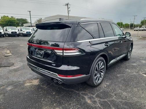 2025 Lincoln Aviator Premiere