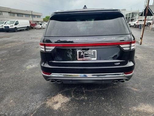 2025 Lincoln Aviator Premiere