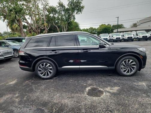 2025 Lincoln Aviator Premiere