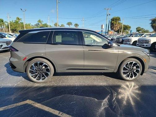 2025 Lincoln Nautilus Black Label