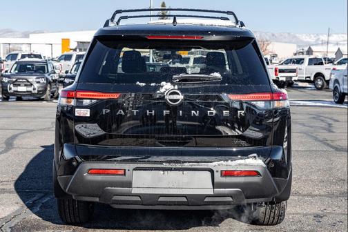 2025 Nissan Pathfinder SV 4WD