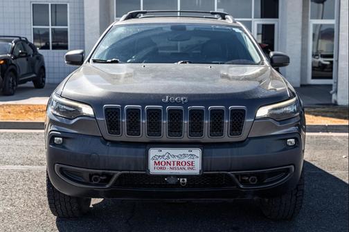 2020 Jeep Cherokee Trailhawk