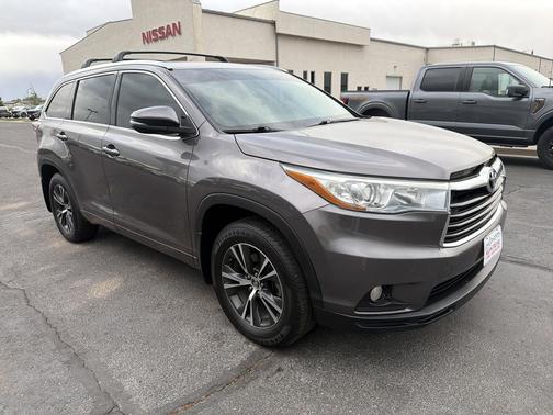 Predawn Gray Mica 2016 Toyota Highlander XLE
