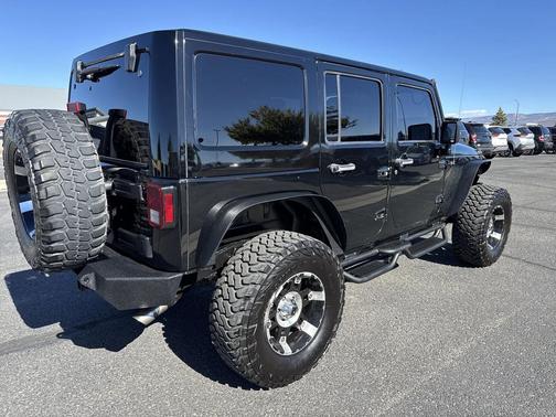 2012 Jeep Wrangler Unlimited Sahara