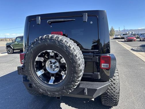 2012 Jeep Wrangler Unlimited Sahara