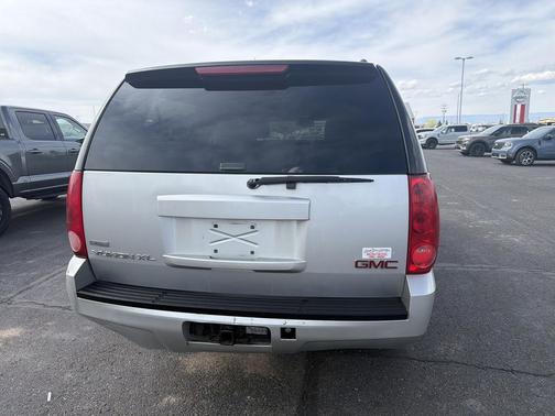 2011 GMC Yukon XL 1500 SLE