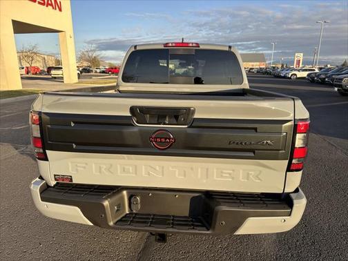 2025 Nissan Frontier PRO-4X