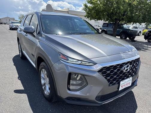 2019 Hyundai SANTA FE SE 2.4