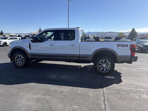Brown 2022 Ford F-250 King Ranch
