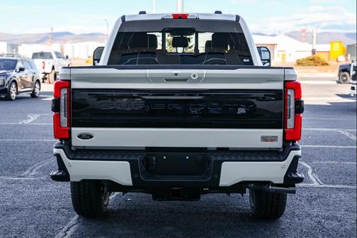 2026 Ford F-250 Platinum