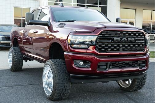 2022 RAM 2500 Big Horn Crew Cab 4x4 6'4' Box