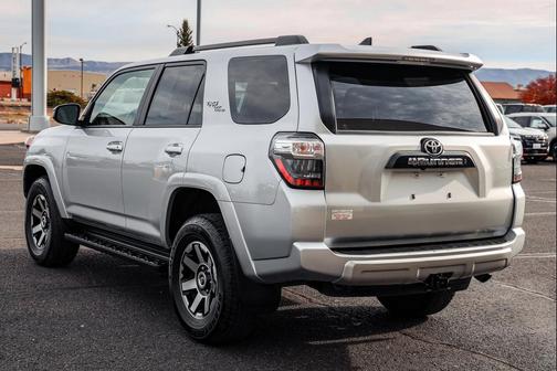 2024 Toyota 4Runner TRD Off Road