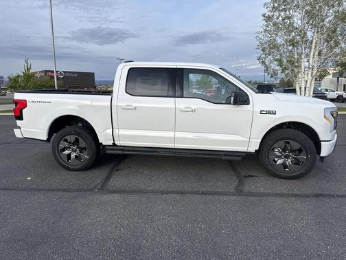 2025 Ford F-150 Lightning Flash