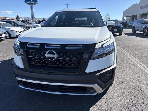 2025 Nissan Pathfinder Rock Creek 4WD