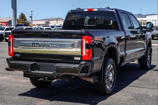 Bronze 2024 Ford F-350 King Ranch