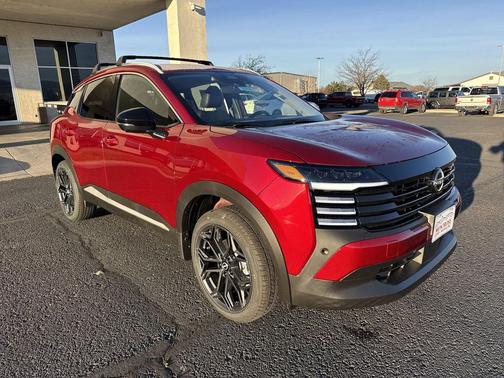 2026 Nissan Kicks SR