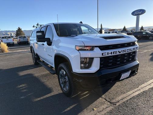 2022 Chevrolet Silverado 2500 Custom