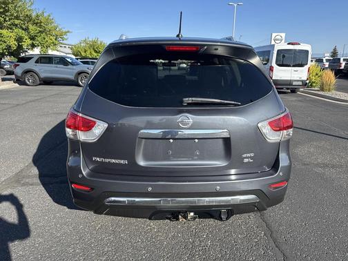 2013 Nissan Pathfinder SL