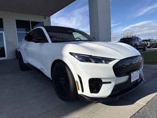 2025 Ford Mustang Mach-E GT