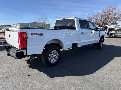 2023 Ford F-350 XLT