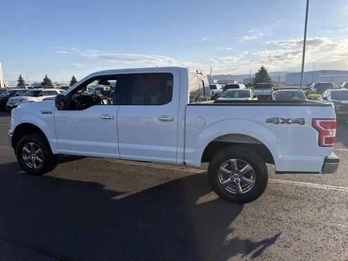 Oxford White 2019 Ford F-150 XLT