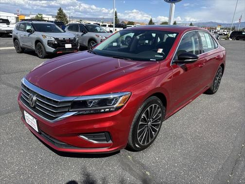 2022 Volkswagen Passat 2.0T Limited Edition