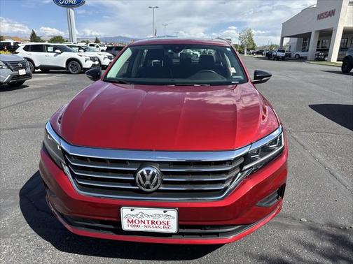 2022 Volkswagen Passat 2.0T Limited Edition