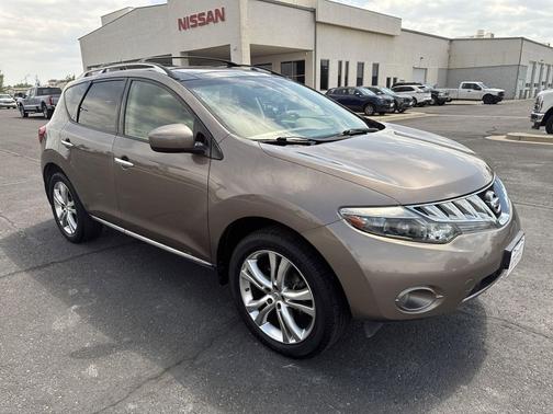 2009 Nissan Murano LE
