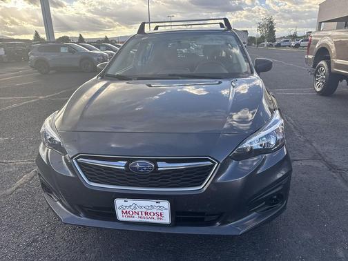 2019 Subaru Impreza 2.0i