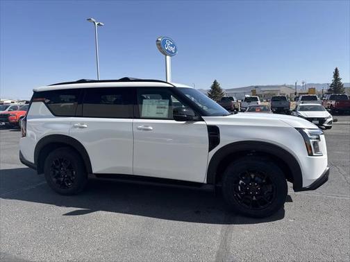 2025 Nissan Armada PRO-4X 4WD