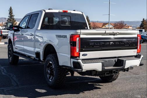 2026 Ford F-350 Platinum