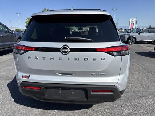 2022 Nissan Pathfinder SV 4WD