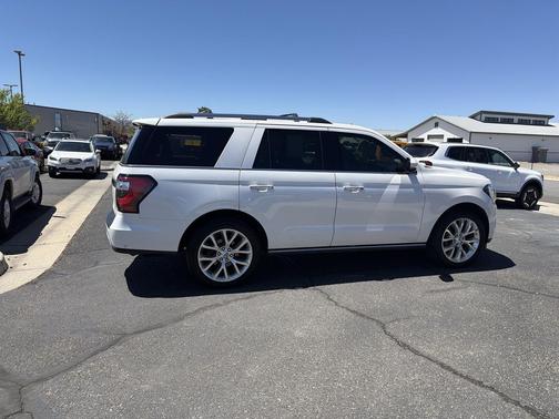 White 2018 Ford Expedition Limited