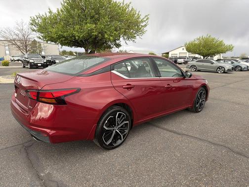 Scarlet Ember 2025 Nissan Altima SR AWD