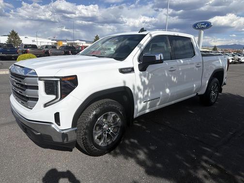 2023 GMC Sierra 1500 SLE
