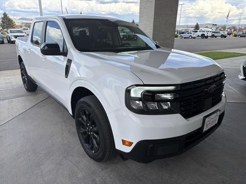 Oxford White 2024 Ford Maverick Lariat