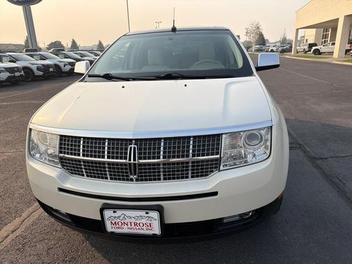White Chocolate Tri-Coat 2007 Lincoln MKX Base